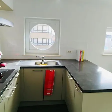 Nabij Zee & Winkels Apartamento